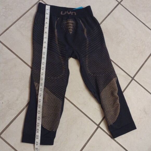 NWT UYN Lady Cashmere Shiny 2.0 Pants Celebrity Gold size S/M - Picture 9 of 11